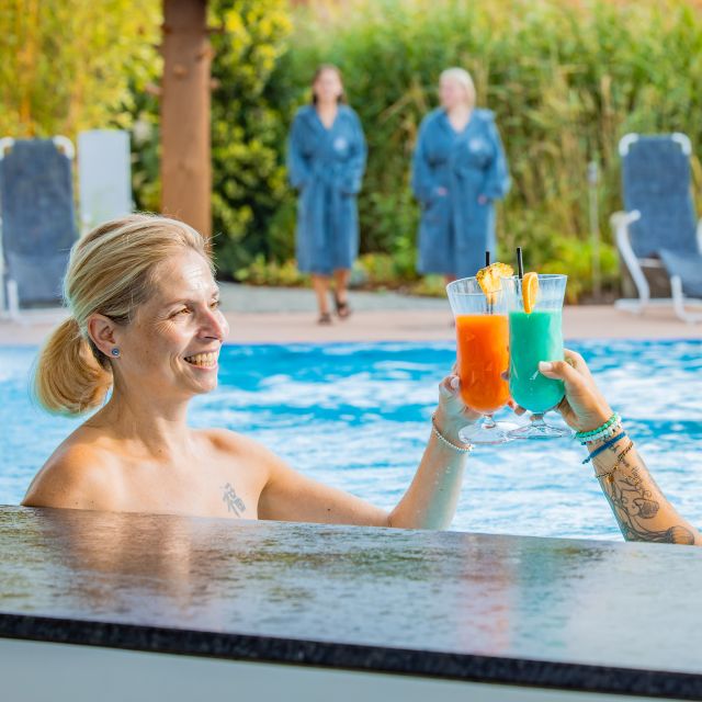 Getränke Poolbar